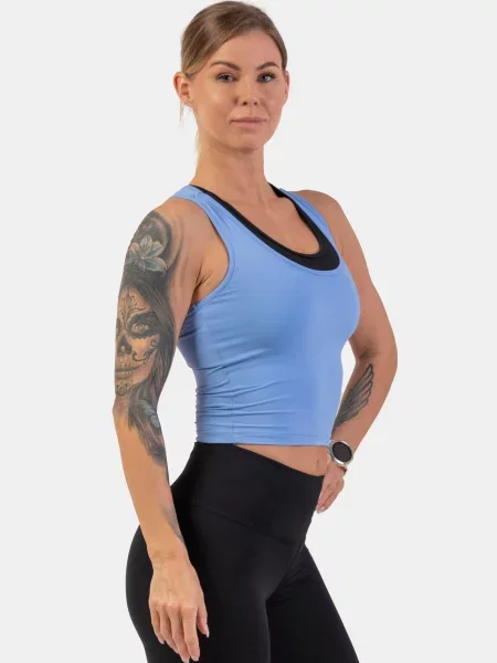 Топ Nebbia изрязани синьо