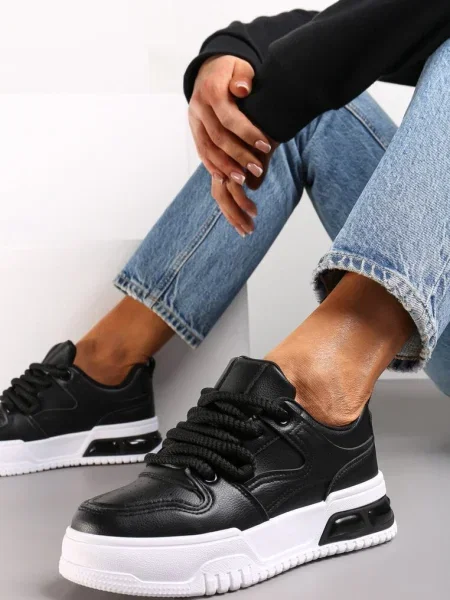 Sneakerși pe platformă din imitație de piele cu cusături și șireturi Celende negri