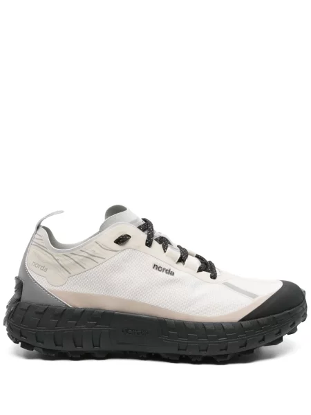 Sneakerși Norda