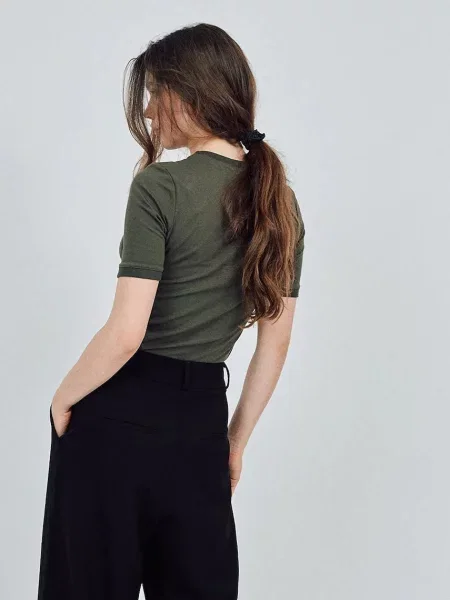 Футболка MUUV.