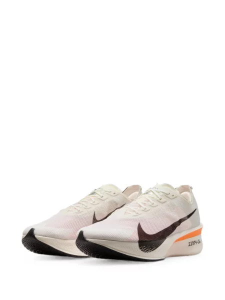 Sneakerși Nike Zoom cu tepi alergare evazate negru