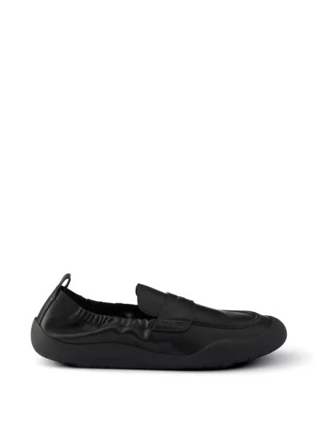 Pantofi loafer Prada din piele negru