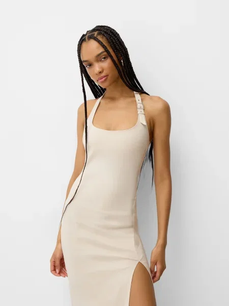 Bershka Ruha krém