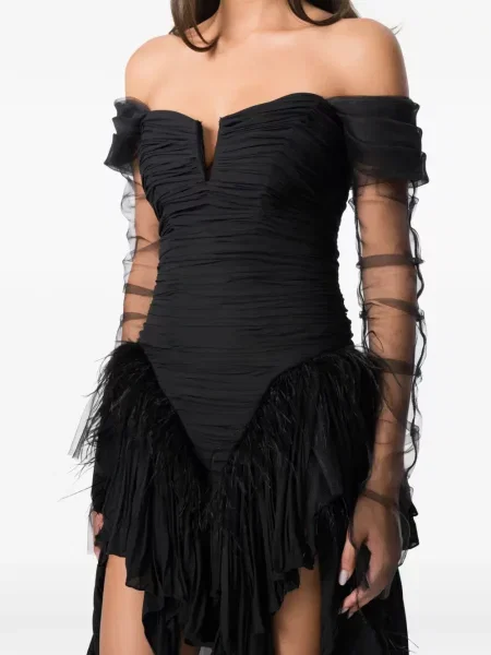 Rochie Norina St cu pene asimetrică negru