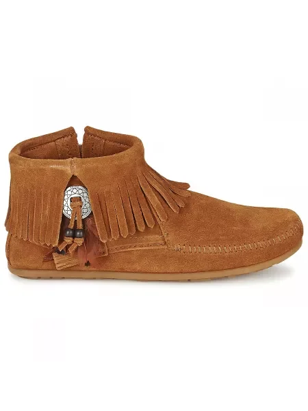 Členkové topánky Minnetonka s perím hnedá
