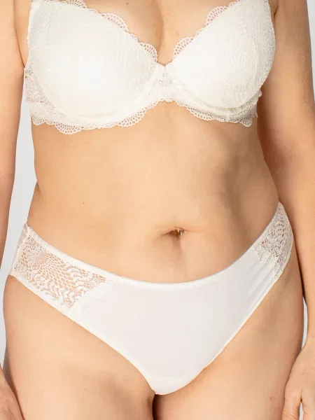 Трусики бразилиана чорні