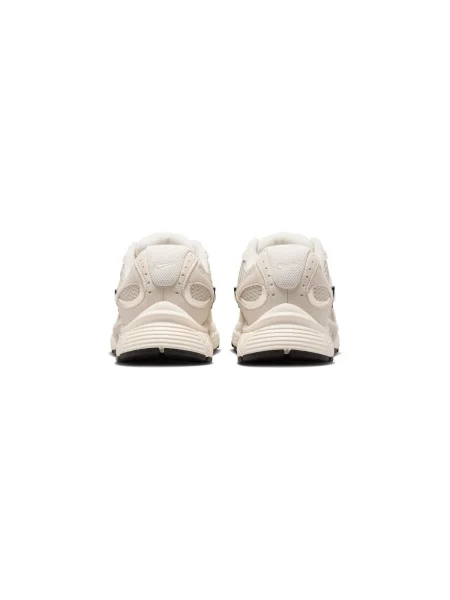Nike Sportswear Nízke tenisky RNR / biela ako vlna béžová