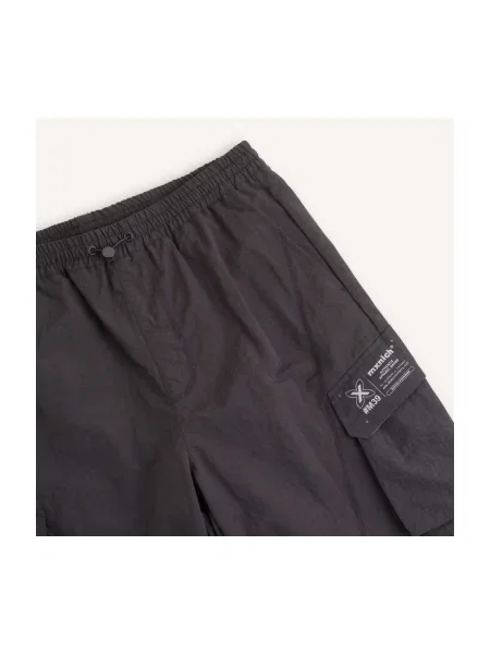 Bermude Munich negru