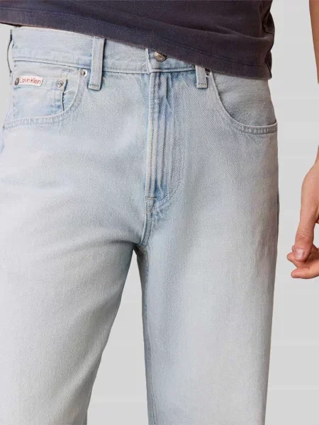 Jeans o kroju straight fit z czystej bawełny w fasonie Calvin Klein Jeans