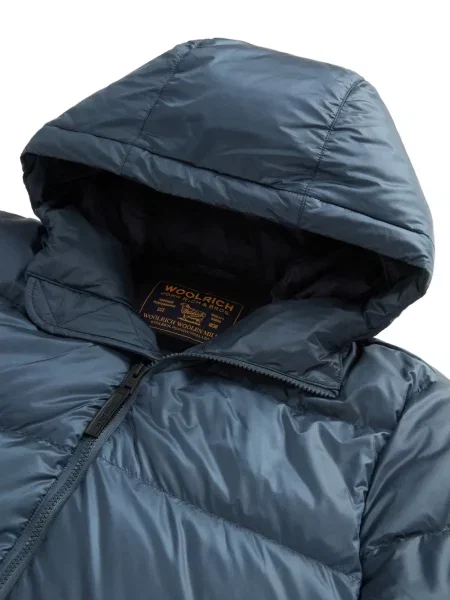 Geacă cu puf Woolrich cu glugă albastru