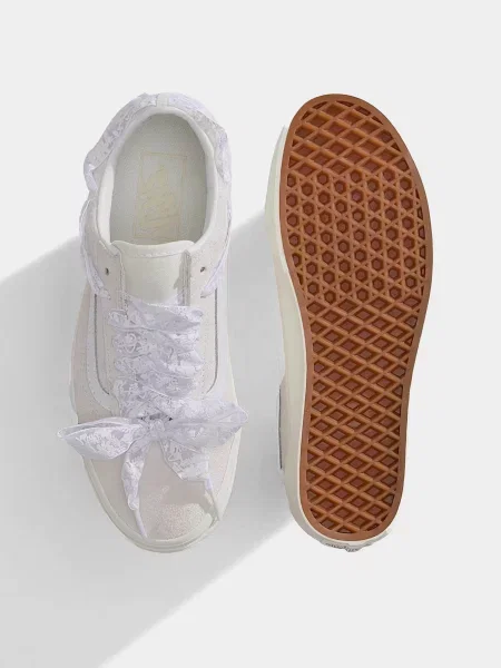 Замшевые кеды Vans белые
