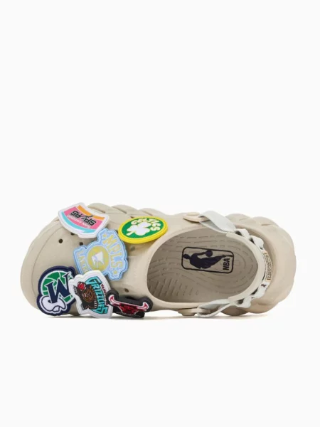 Сабо Crocs бежевые