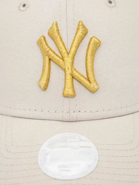 Шапка New Era с автографом бежевая