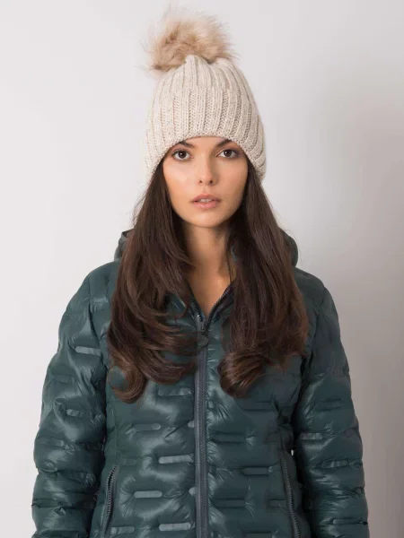 Șapcă Fashionhunters cu aplicații bej