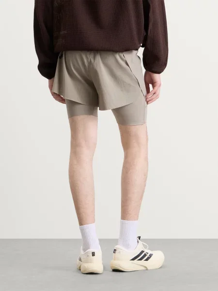 Szorty Adidas beżowe