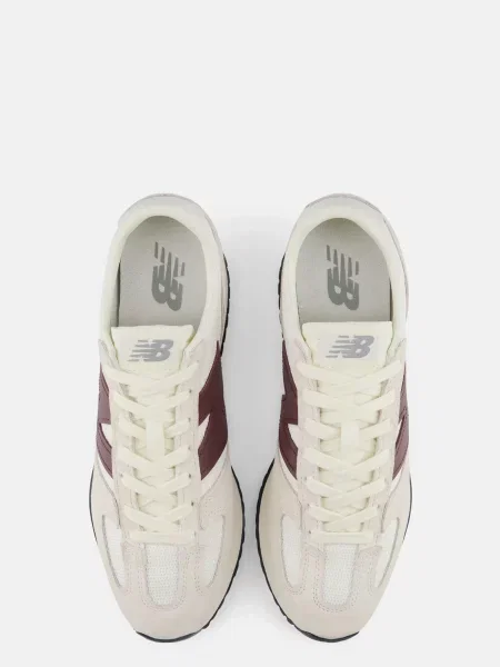 Кроссовки New Balance бежевые