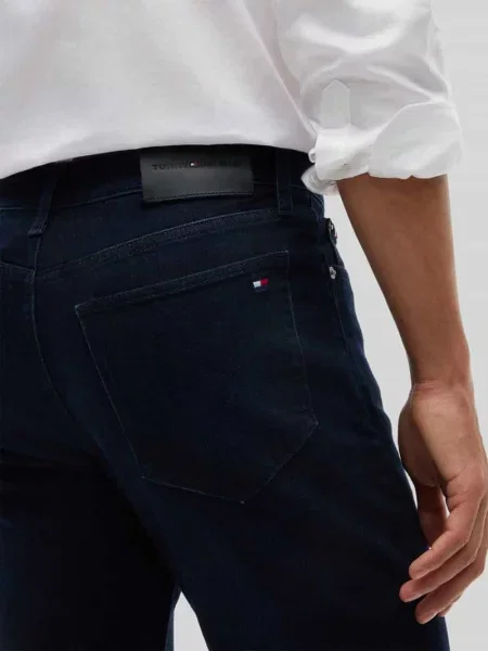 Jeansy o kroju straight fit z mieszanki bawełny model DENTON SLIM' Tommy Hilfiger granatowe
