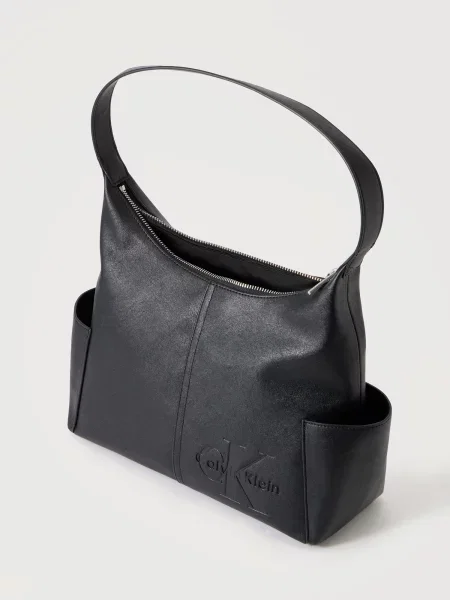 Calvin Klein Kabelka na rameno čierna