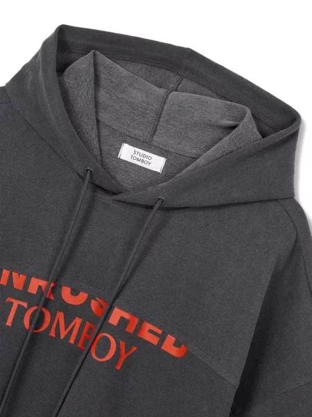 Μικρός hoodie Tomboy με σχέδιο μαύρο