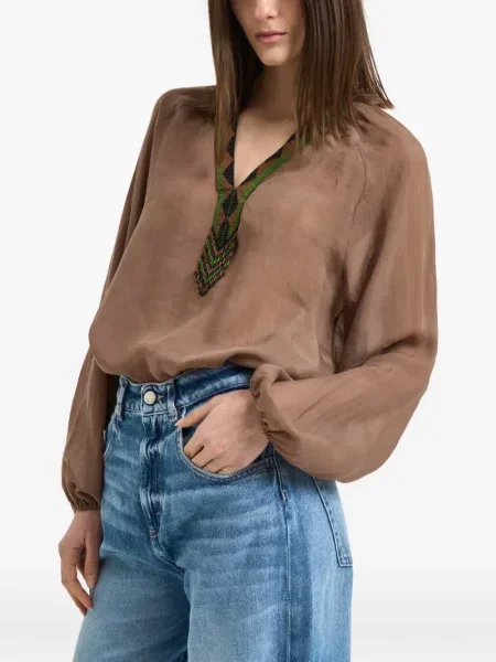 Bluzka Bazar Deluxe z dekoltem w serek z koralikami brązowa