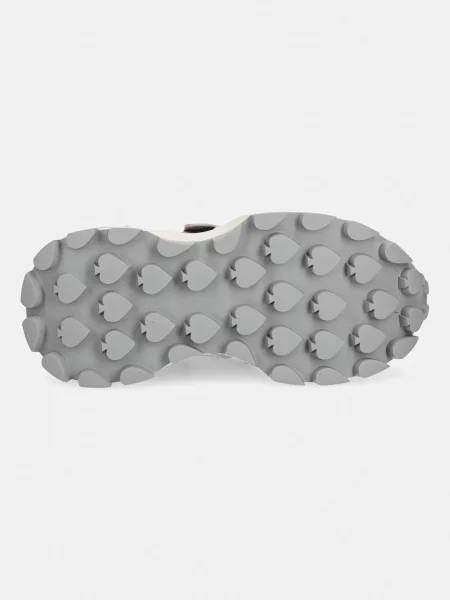 Goe кросівки