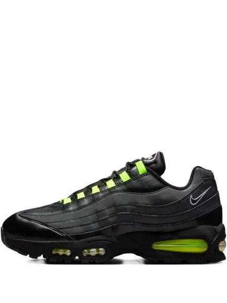 Nėriniuotos sportbačiai Nike Air Max 95 su raišteliais juoda