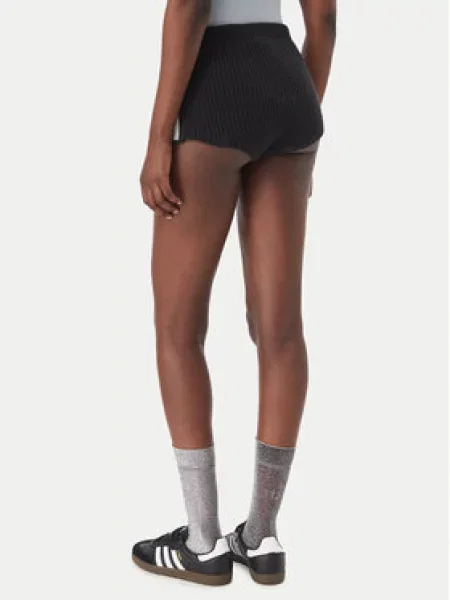Adidas Originals kratke hlače za žene s dodatkom vune Adiluna Season 2 x Jennie crna