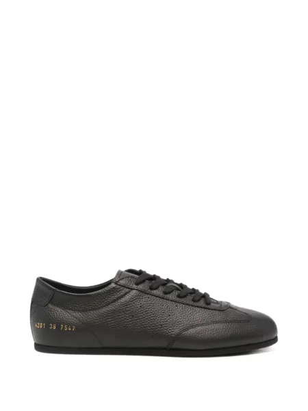 Sneakerși Common Projects din piele maro