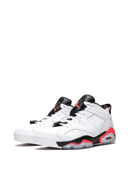 Retro stiliaus sportbačiai Jordan balta