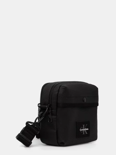 Calvin Klein torbica črna