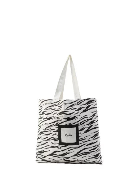 Lala Berlin Nakupovalna torba Maja črna / volneno bela