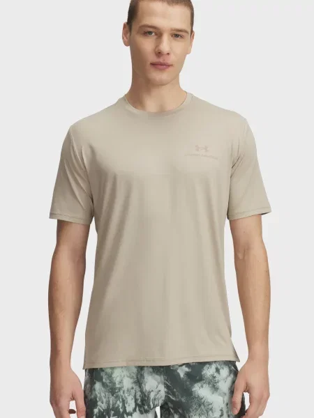 Футболка Under Armour бежева