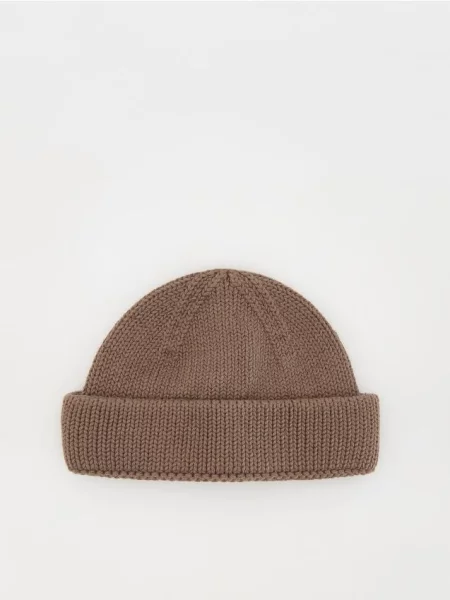 Reserved шапка жіноча кавовий 