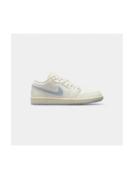 Pantofi Nike bej