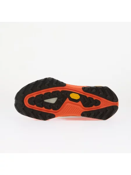 Superge Nike bela