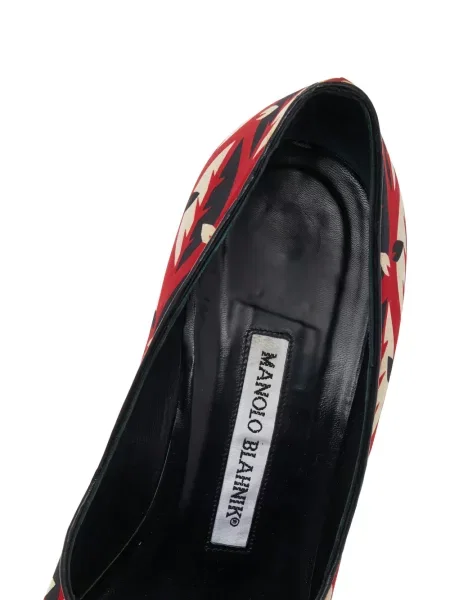 Pantofi cu toc Manolo Blahnik roșu