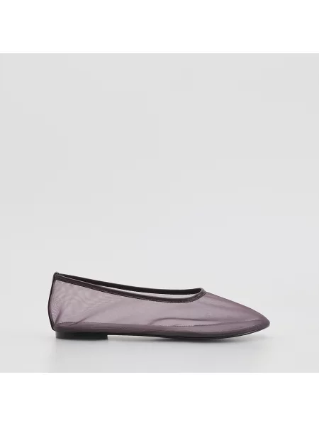 Balerina Reserved
