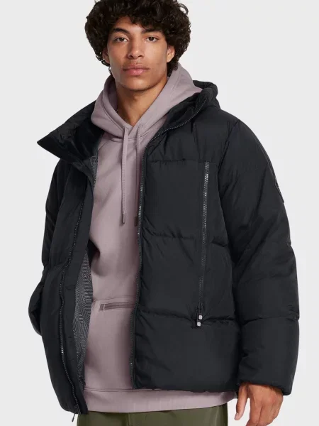 Пуховик Under Armour чорний