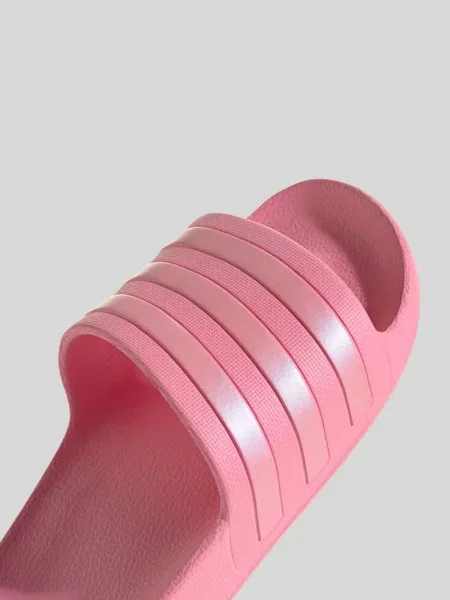 Klapki adidas różowe