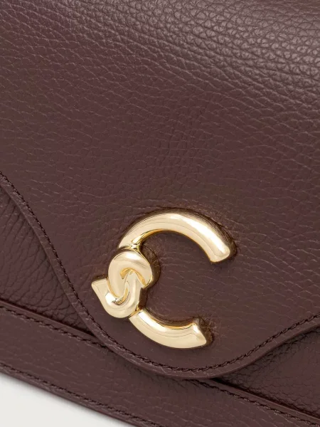 Кожаная сумка через плечо Coccinelle