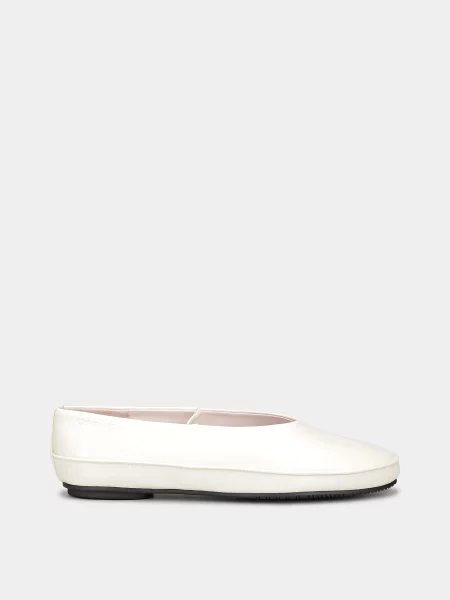 Кожаные балетки Calvin Klein белые