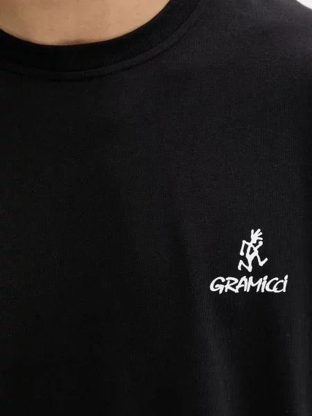 Футболка Gramicci с лого