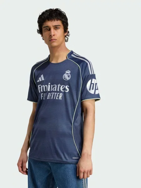 Футболка adidas синій