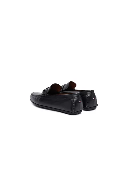 Mokaszin Tommy Hilfiger Flag Lth Hardware Driver fekete