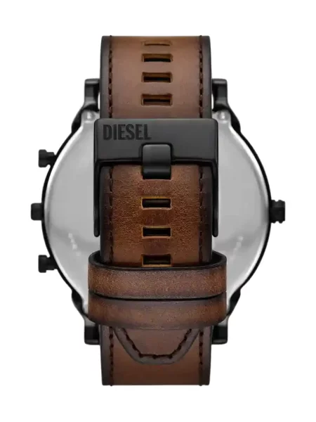 Ceas Diesel maro