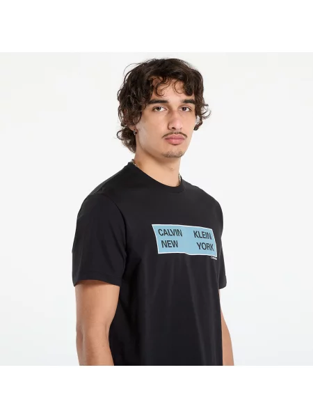 Тениска Calvin Klein Jeans с принт черно