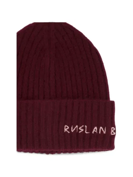 Căciulă Ruslan Baginskiy cu broderie roșu