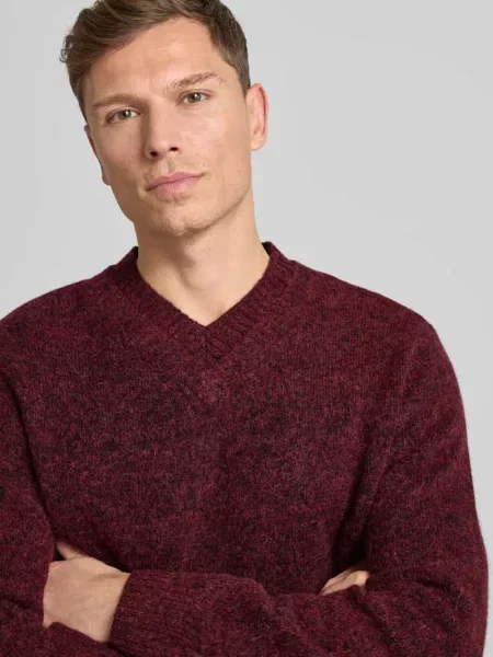 Sweter z dzianiny z dekoltem w serek model ‘FLOYD’ Samsoe Samsoe bordowy
