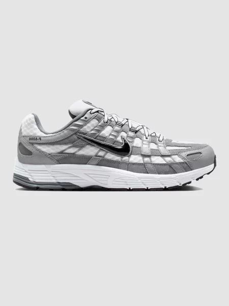 Повседневные кроссовки Nike белые