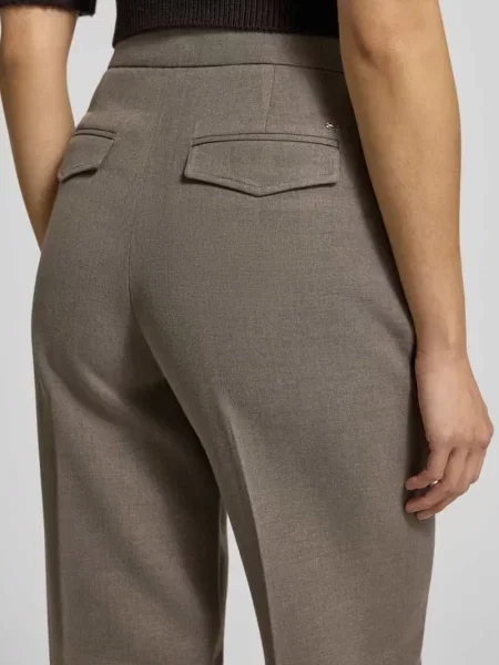 Spodnie o kroju straight leg fit z dodatkiem Tommy Hilfiger